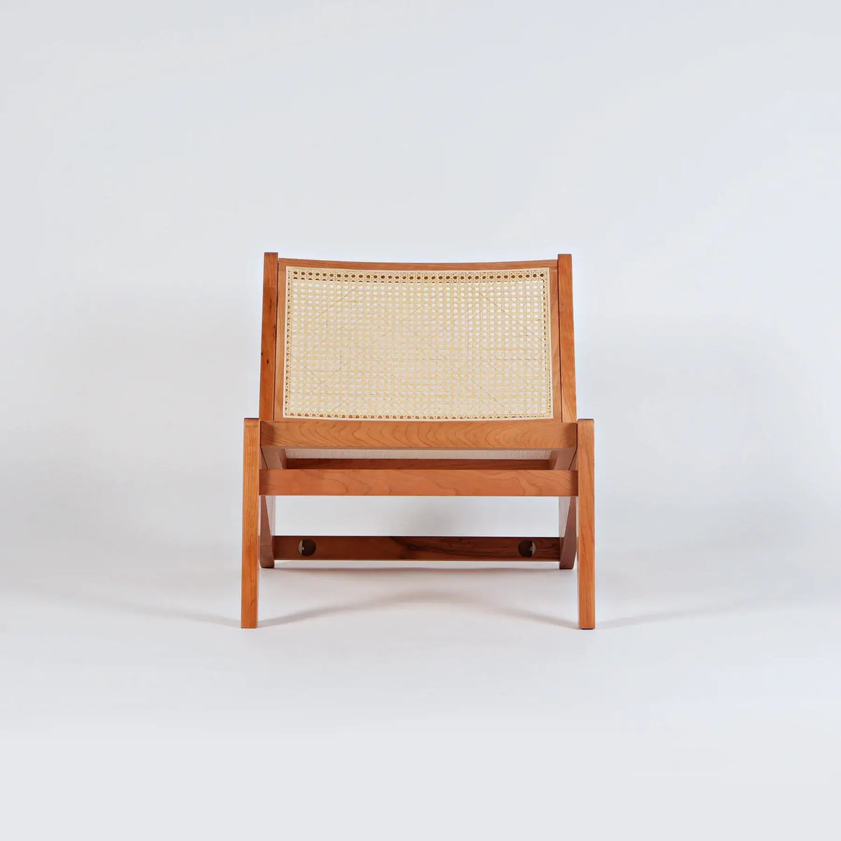 Akai Rika - Cherry Wooden & Rattan Loungesessel
