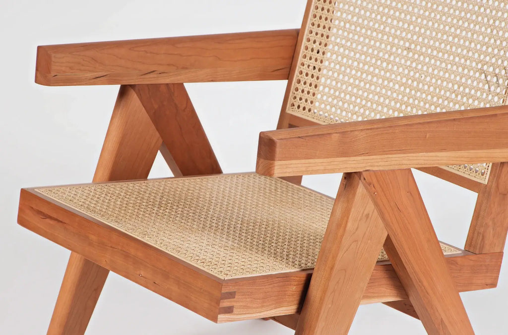 Akai Rika - Massivholz & Rattan Loungesessel mit Armlehnen 70