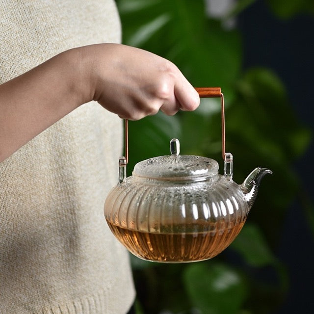 Saburo | Japanisches Hammermuster Petal Teapot - 500 ml