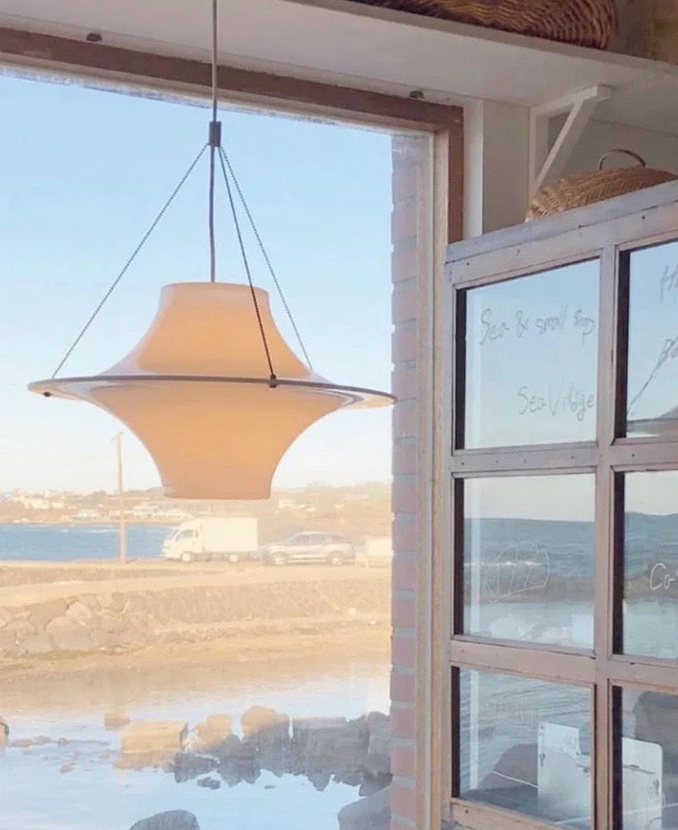 Bauhaus Cream Serie UFO-förmigen Pendelleuchte