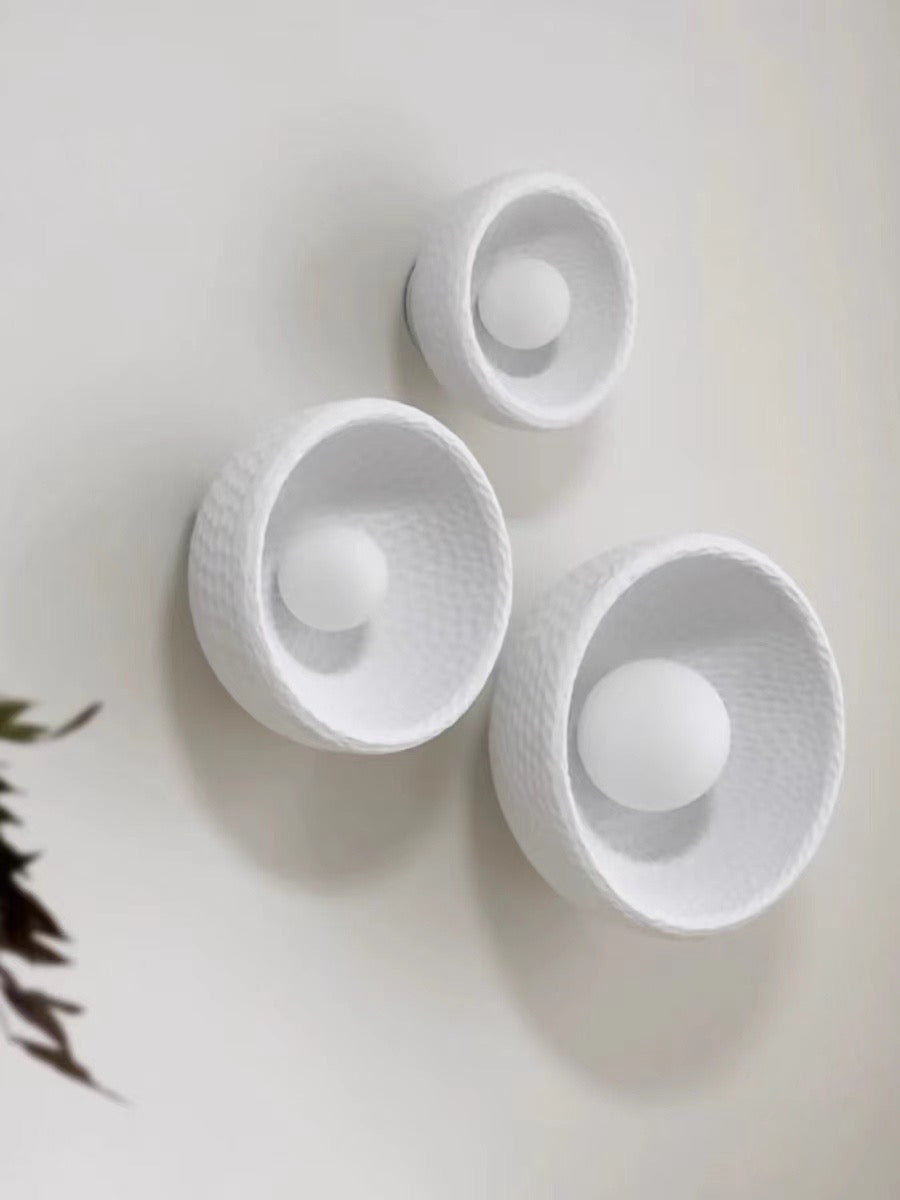 Schalenförmige Wabi-Sabi Style Resin Wandleuchte