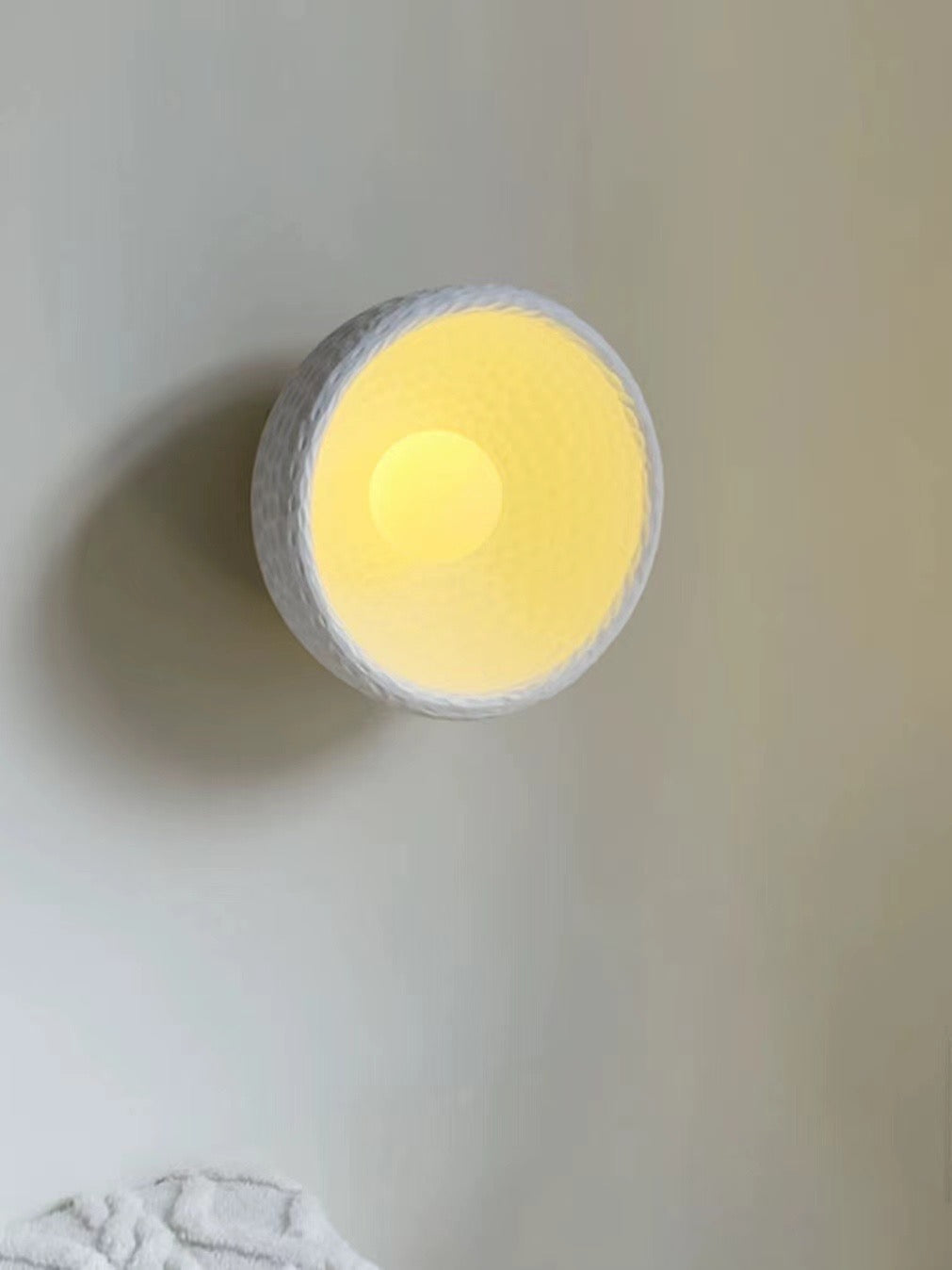 Schalenförmige Wabi-Sabi Style Resin Wandleuchte