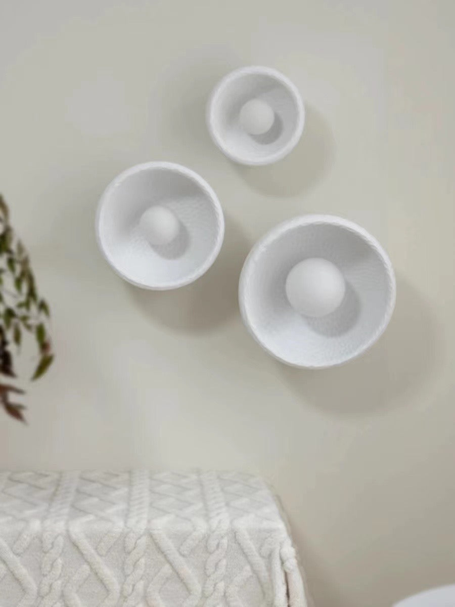 Schalenförmige Wabi-Sabi Style Resin Wandleuchte