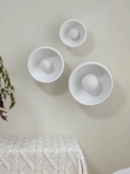 Schalenförmige Wabi-Sabi Style Resin Wandleuchte