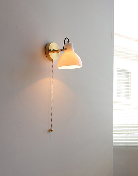 Cream Glas Rotating Surface Mount Wandleuchte - Hardwired Version mit einem Pull-Chain Switch
