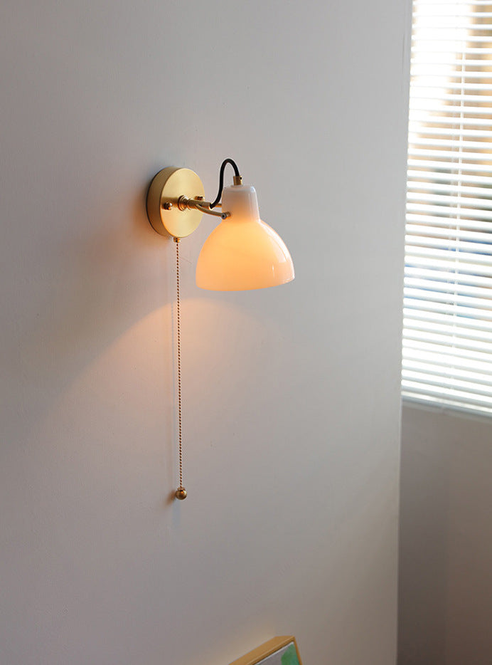 Cream Glas Rotating Surface Mount Wandleuchte - Hardwired Version mit einem Pull-Chain Switch