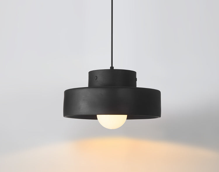 Etou | Wabi-Sabi Style Pendelleuchte aus Kunstharz