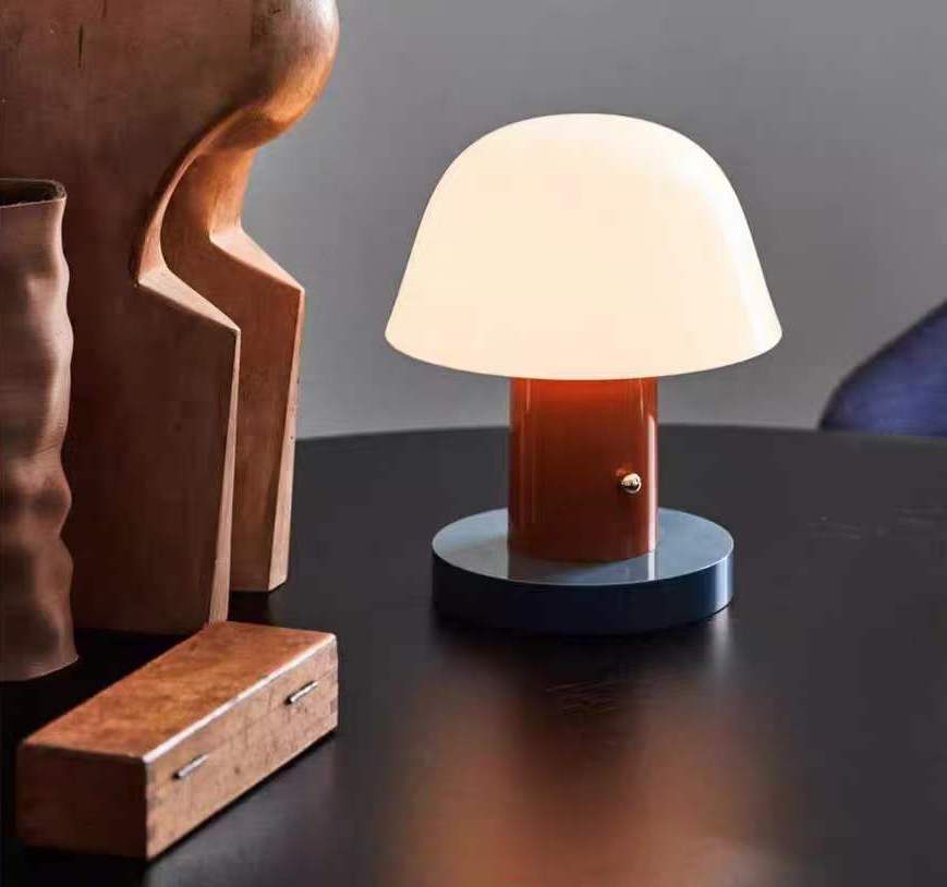 H22 Tragbare Pilztischlampe