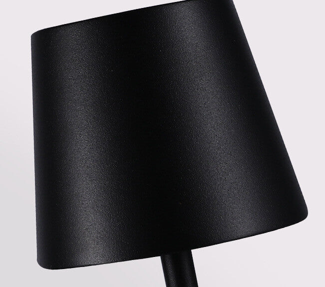 MP Ozzie Kleine tragbare Lampe