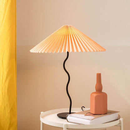 H54 Miho Pleated S Tischlampe
