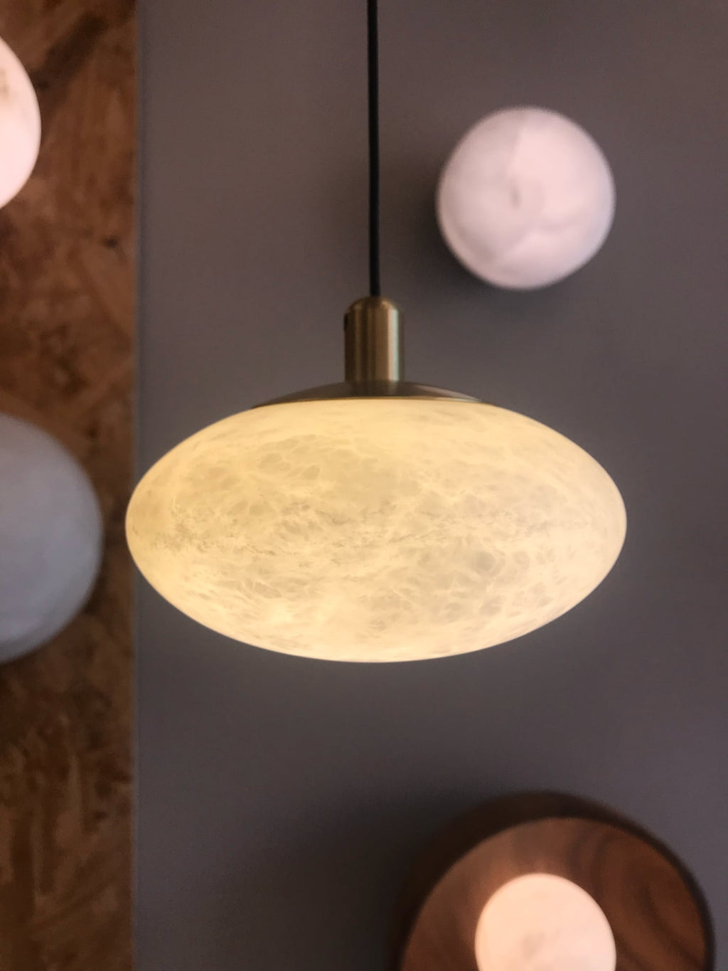 Alabaster Mini Pilz Pendelleuchte - Anpassbare Version mit Upgrader