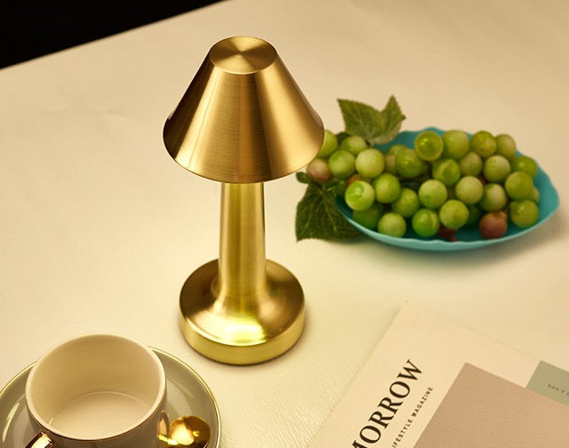 Dreieck Pilz Cocktail Tischlampe