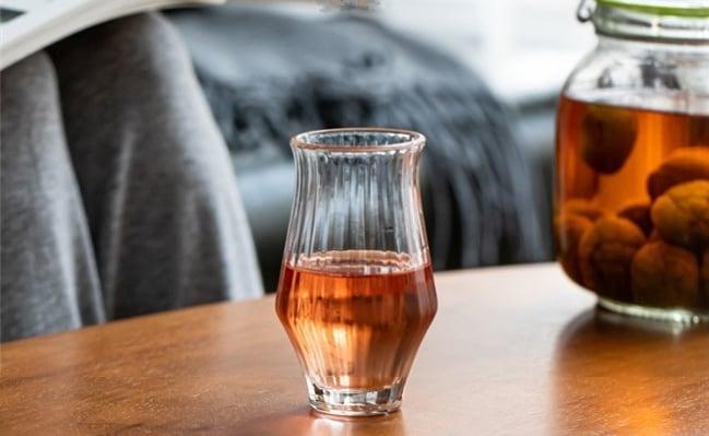 Japanisches YJ Glas - 4 Stück