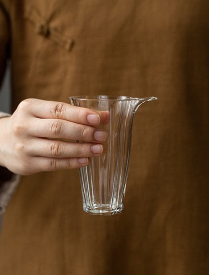 Pistil | Teekanne zum gleichmäßigen Ausgießen / Cup