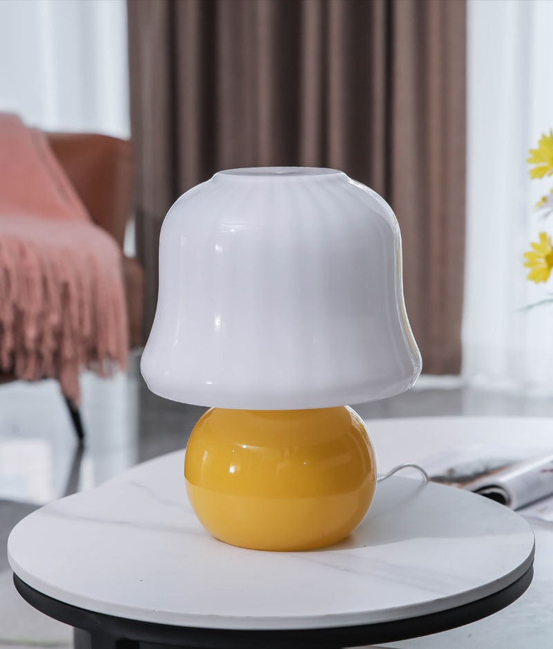 Cream Glas Mushroom Tischlampe - Plug-in