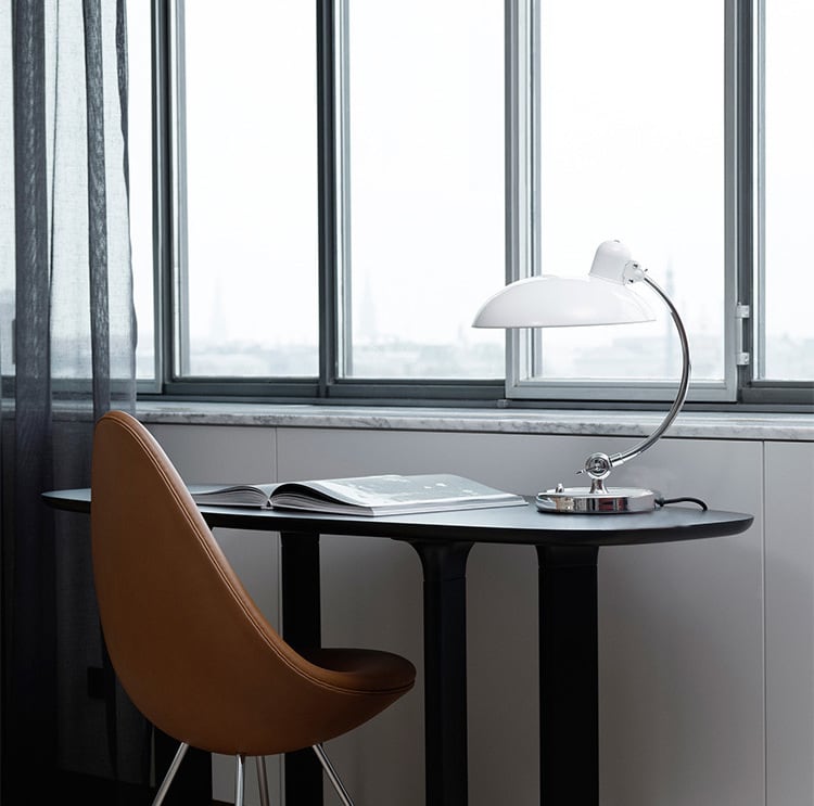 Bauhaus KI Classic Tischlampe Replica