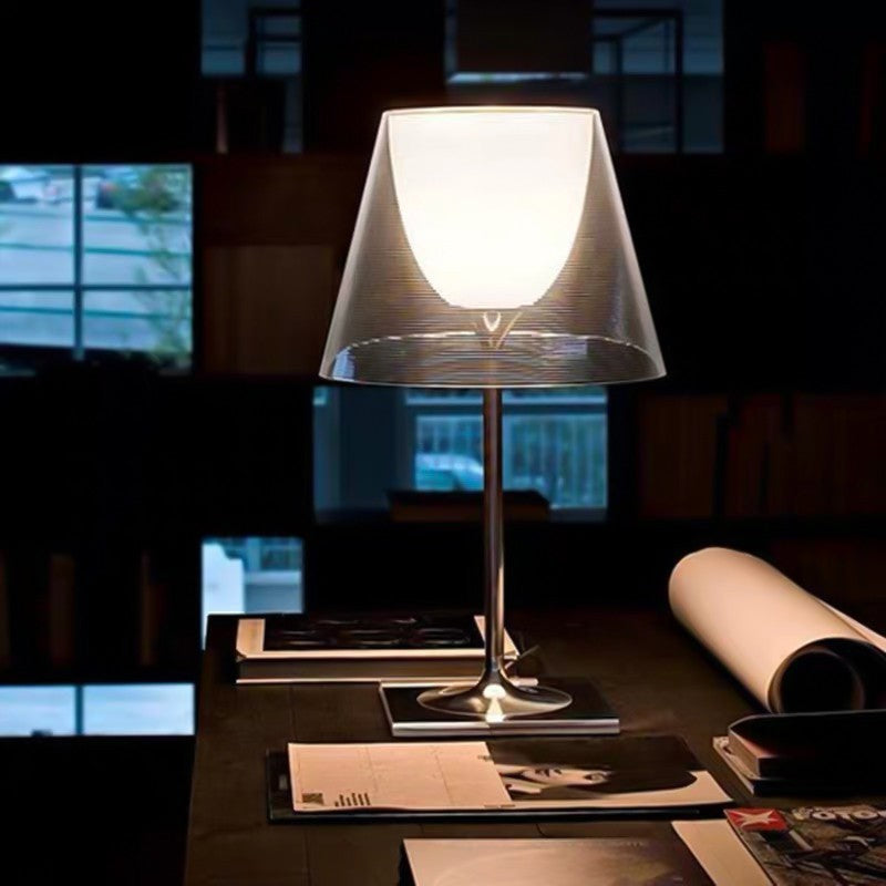MP Ktribe Tischlampe