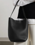 TROW - Leder Große Tote