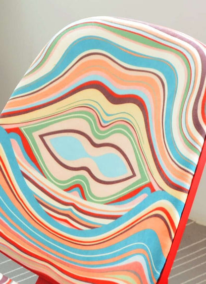 MP Shell Chair - Classic Loungesessel | Lesestuhl in Stoff - Lips Graffiti