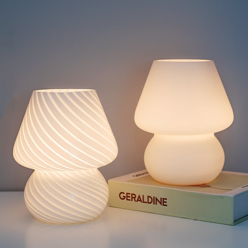 Murano Style Kleine Glaspilz-Tischlampe - Plug-in
