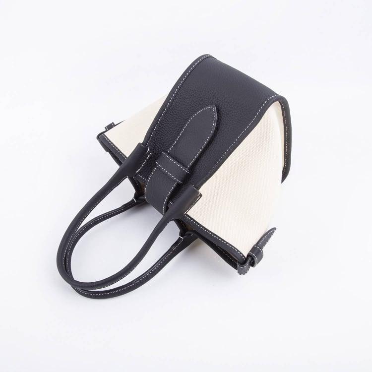 Mini Schwarz & Weiß Zweihand-Canvas und Full Grain Cow Leather Square Swing Bag