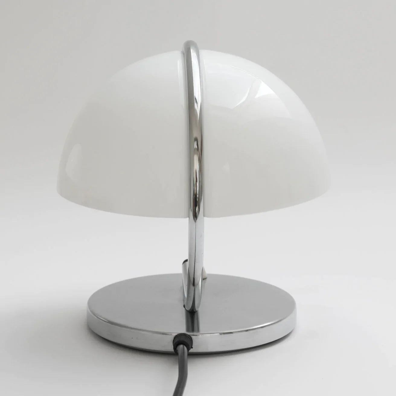 MP Classic Bauhaus Glastischlampe