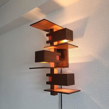 Taliesin Eichenwandlampe