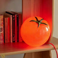 Tomatenglas-Tischlampe