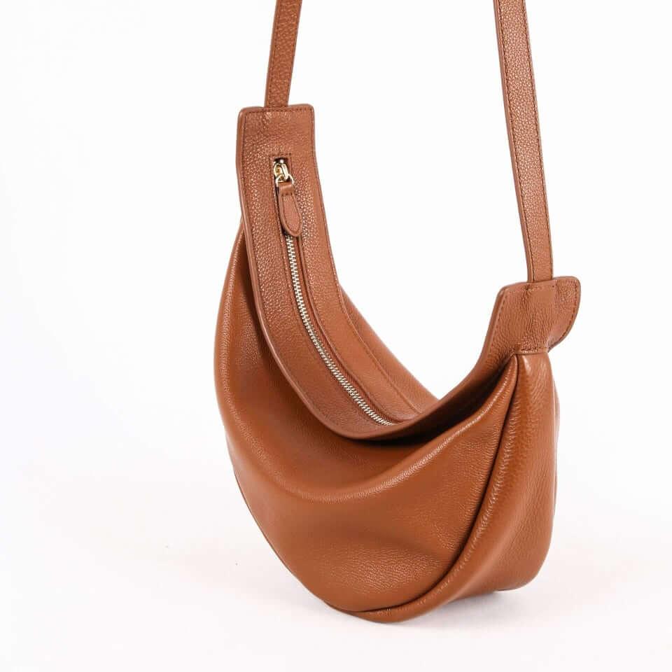 TROW Banane - Braunes Leder Große schlaffe Bananentasche | Gebogene Crossbody Bag