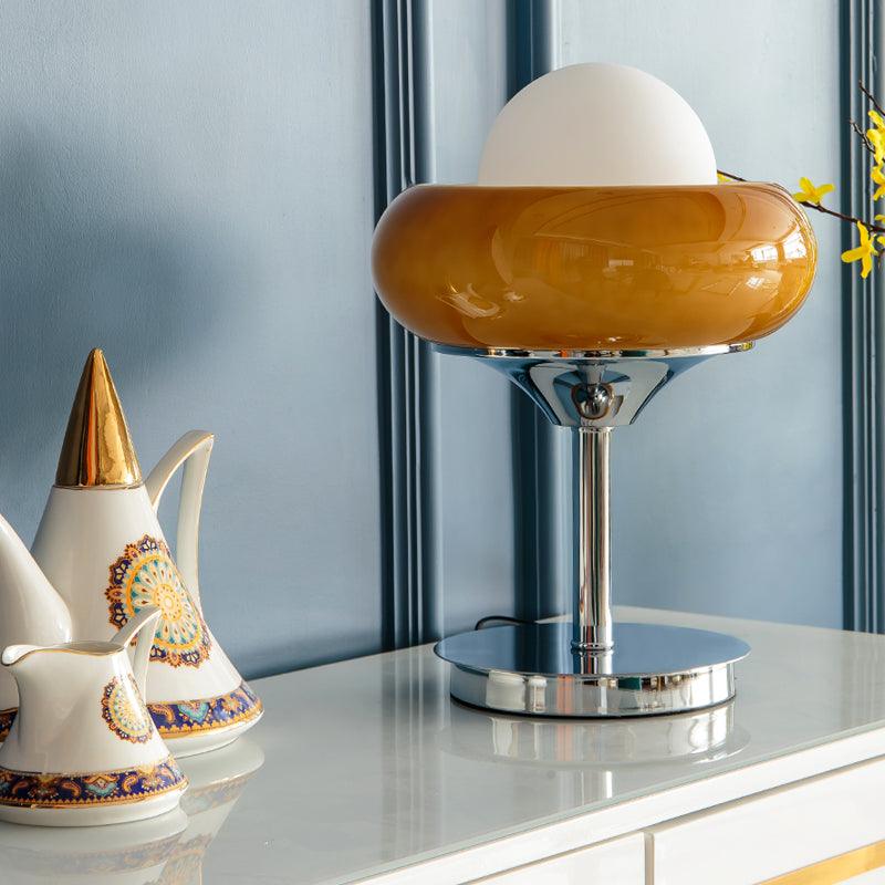 Bauhaus Ei Tarntischlampe