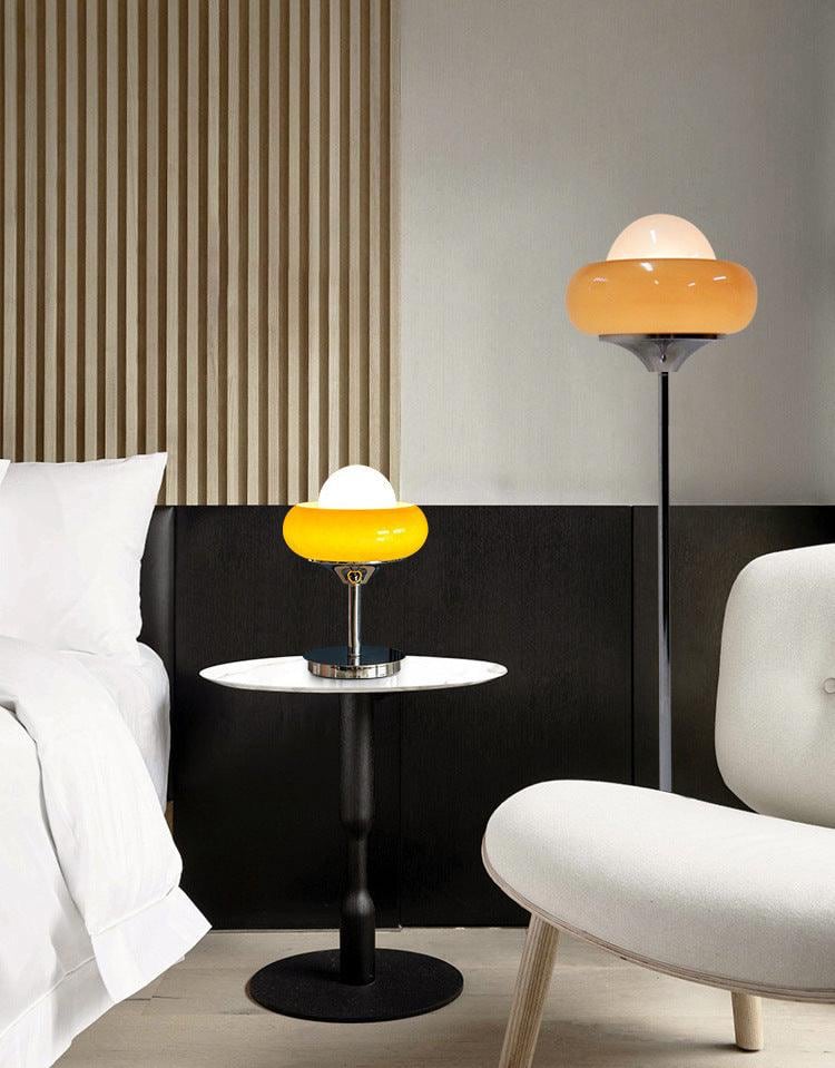 Bauhaus Ei Tarntischlampe
