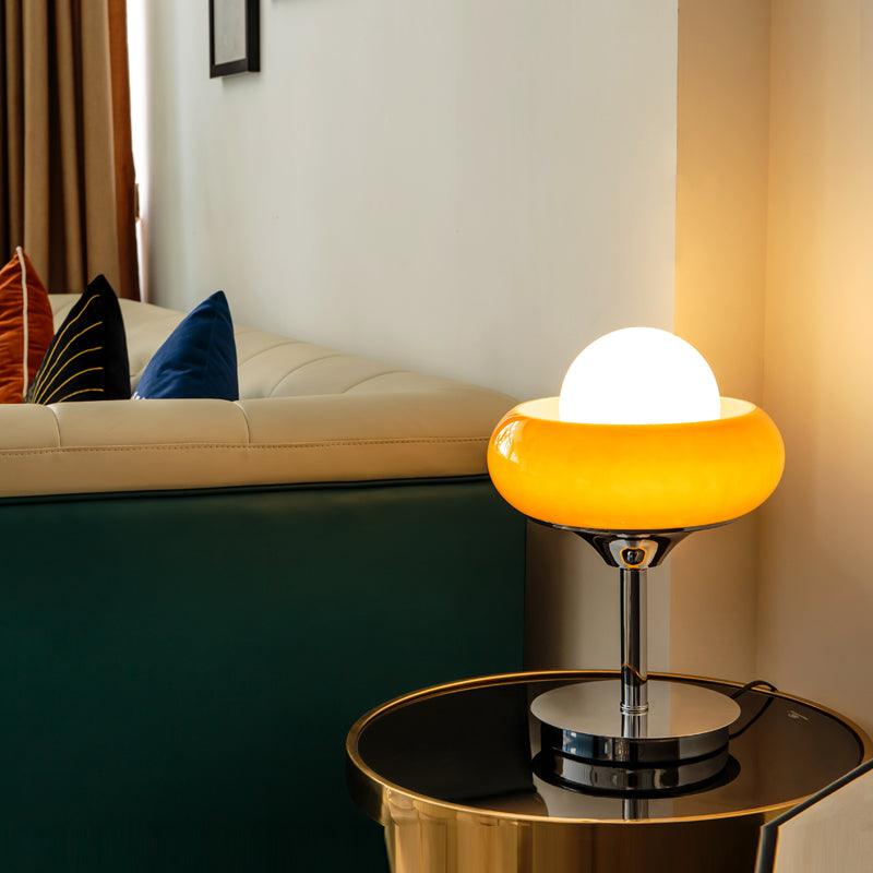 Bauhaus Ei Tarntischlampe