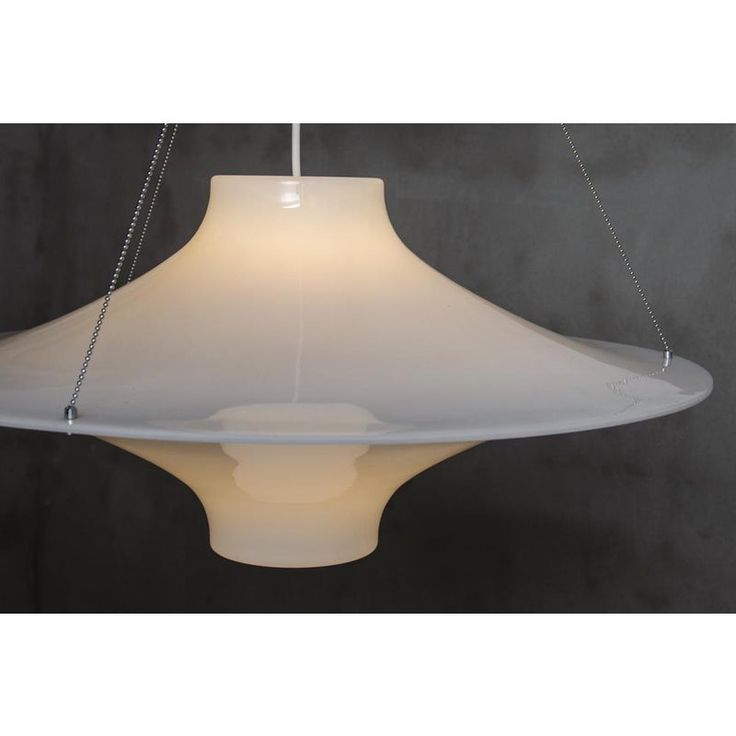 Bauhaus Cream Serie UFO-förmigen Pendelleuchte