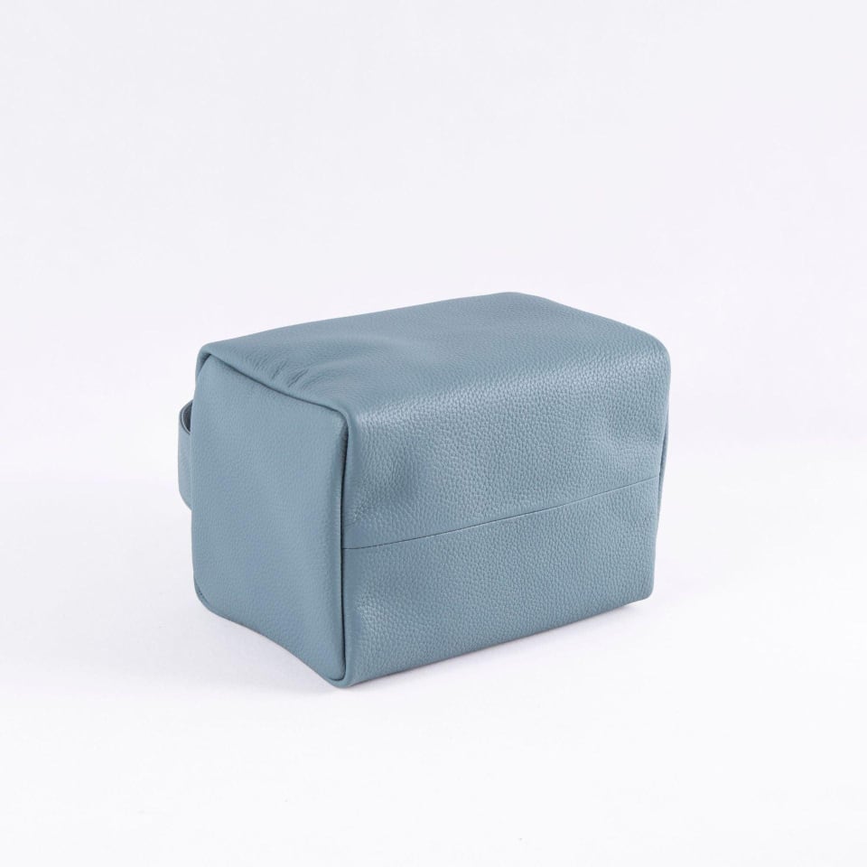TROW Square 90's Top Grifftasche in Leder