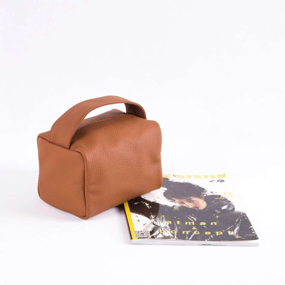 TROW Square 90's Top Grifftasche in Leder