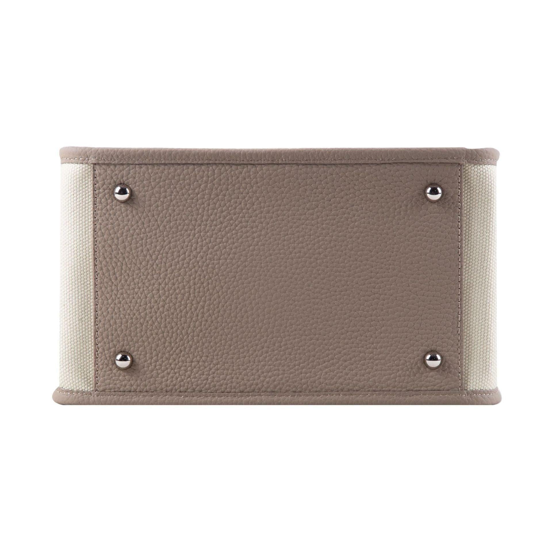 KOJII - Quadratgroße Tote-Tasche in Leder & Canvas Grau