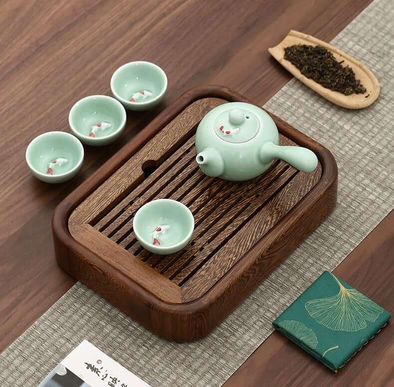 Einfaches kleines Wenge Wood Tea Tray + Ein Topf Vier Tassen Trockenbrauen-Set